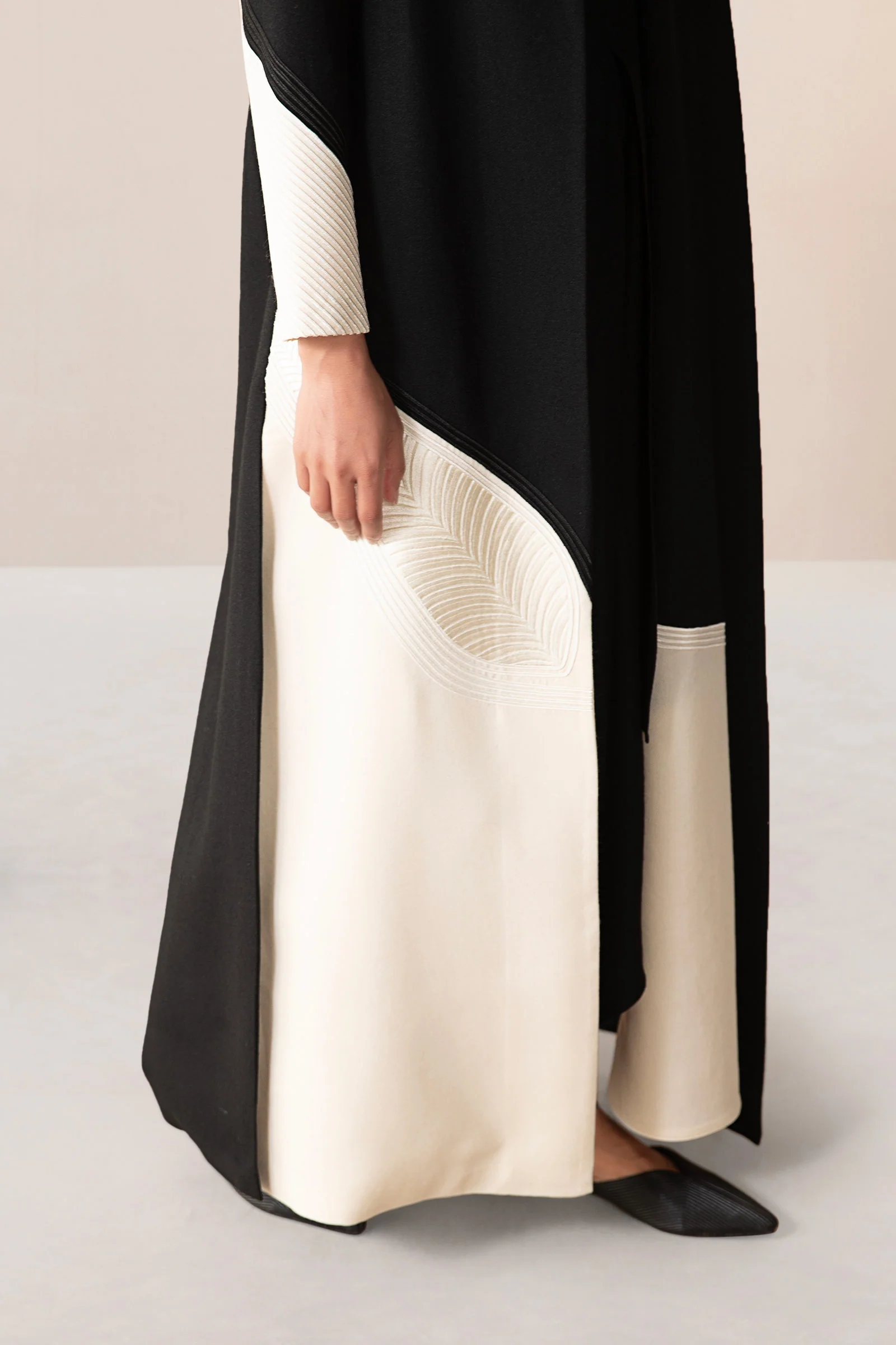 Aairah Jacket - Image 6