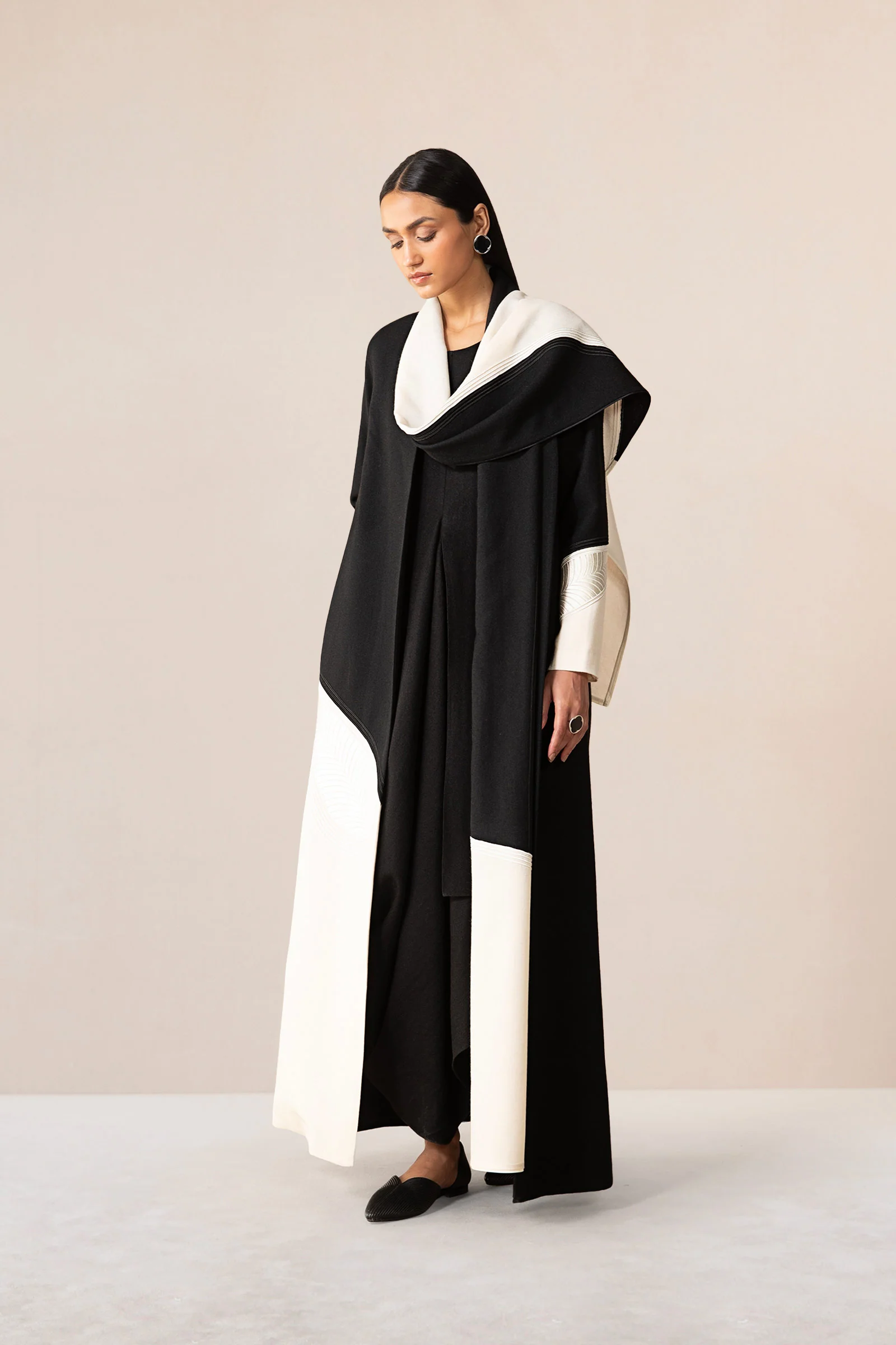 Aairah Jacket - Image 9