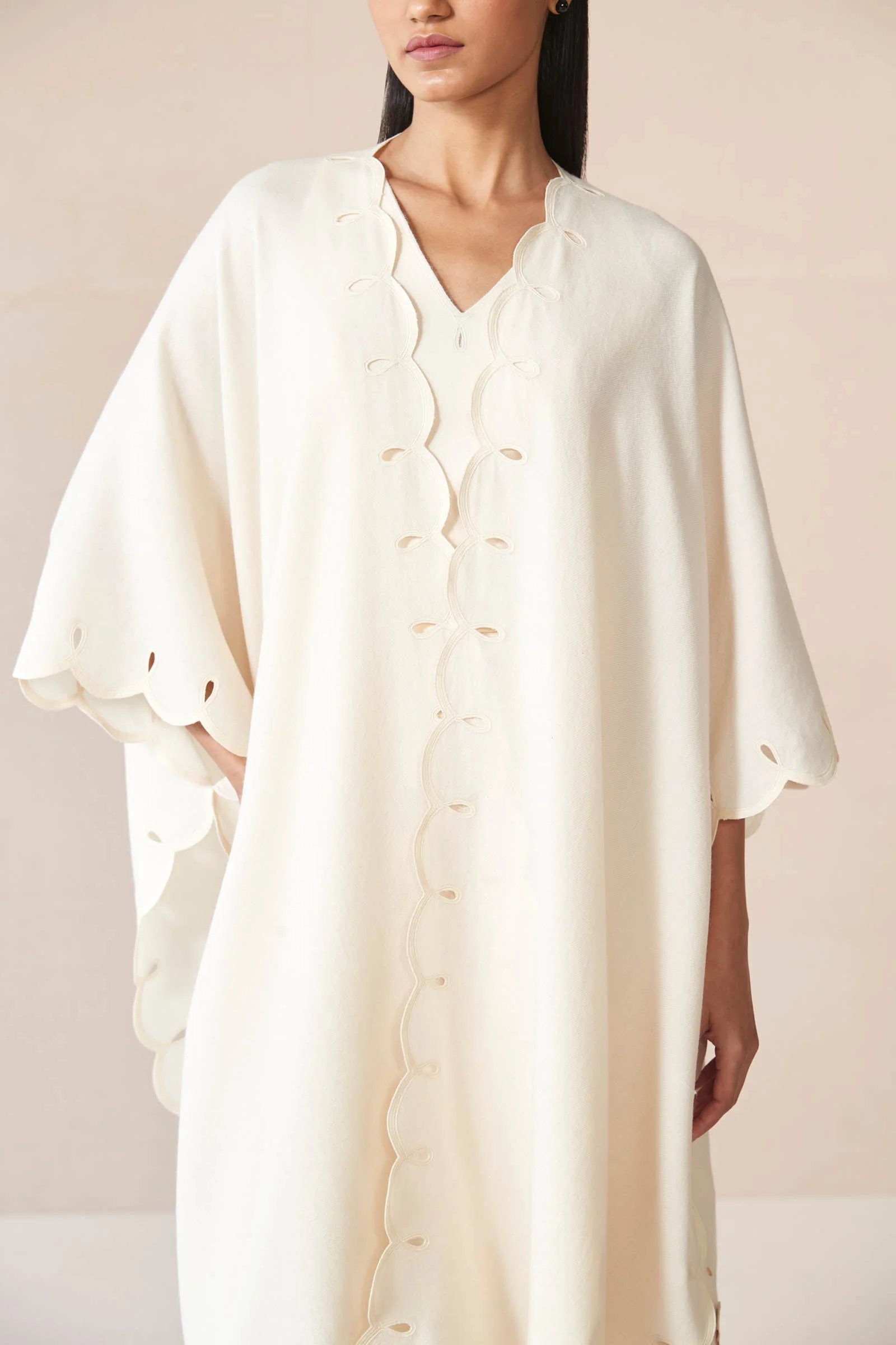 Alea Cape - Image 3