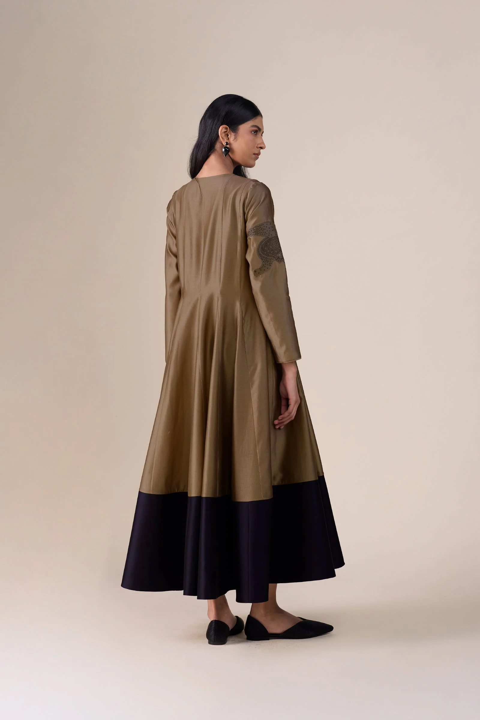 Amna Dress - Image 4