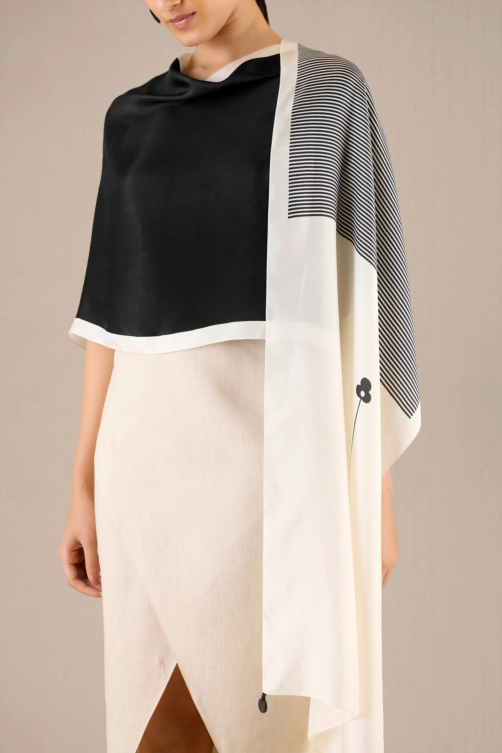 Amora Scarf - Image 3