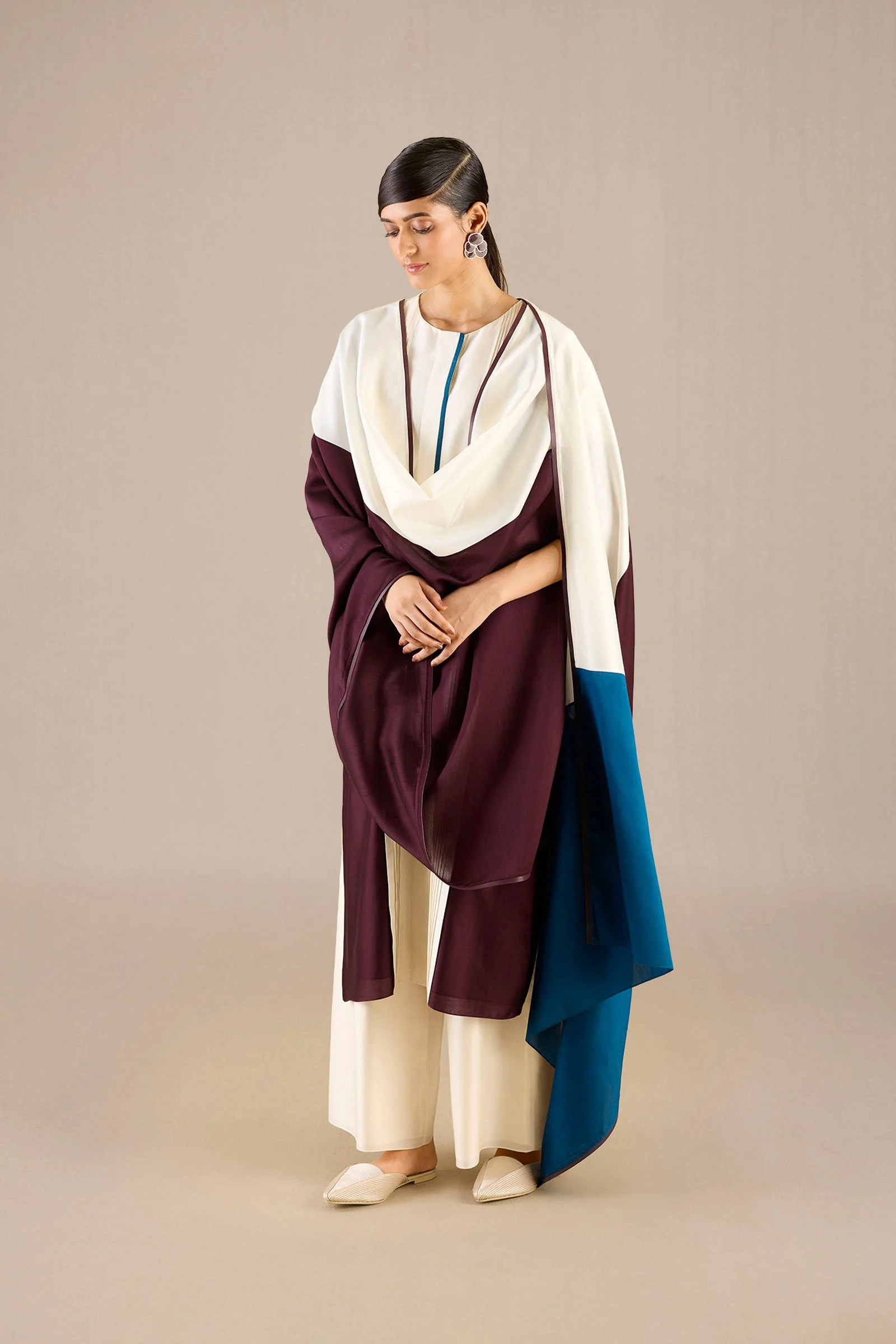 Araiah Kurta Set - Image 9
