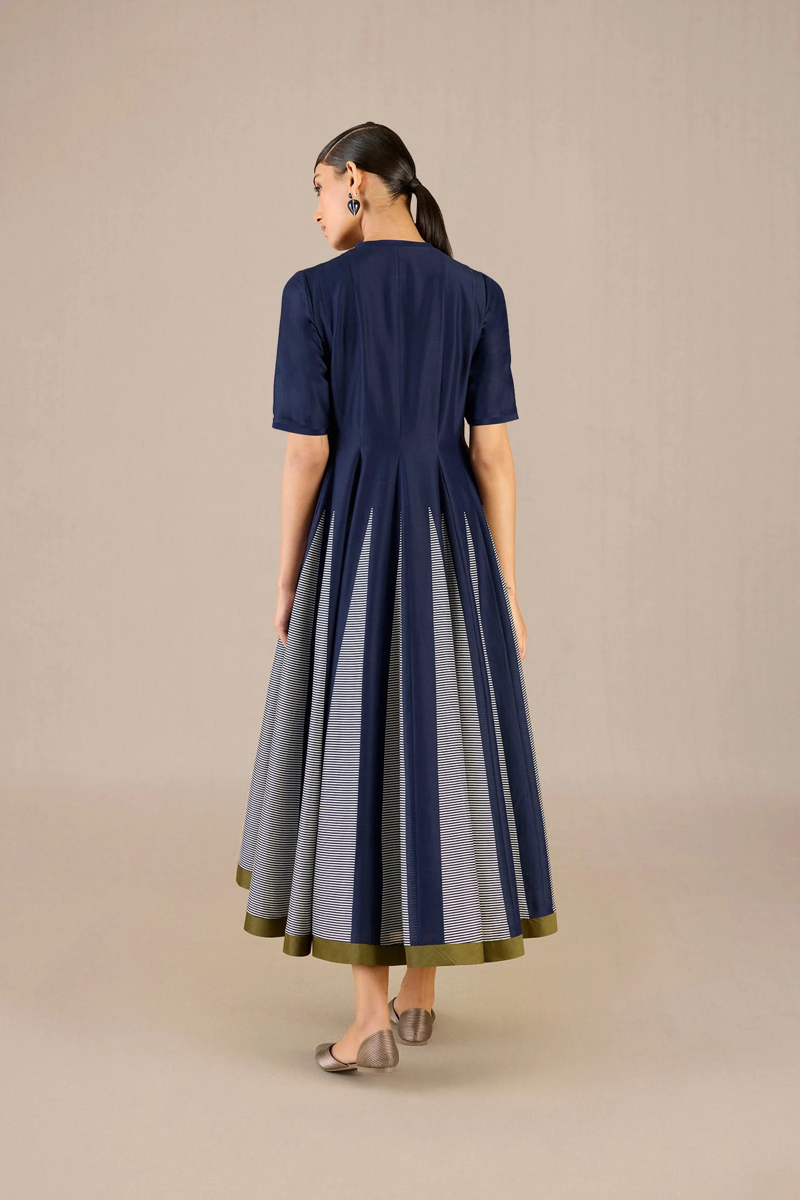 Asma Dress - Image 8