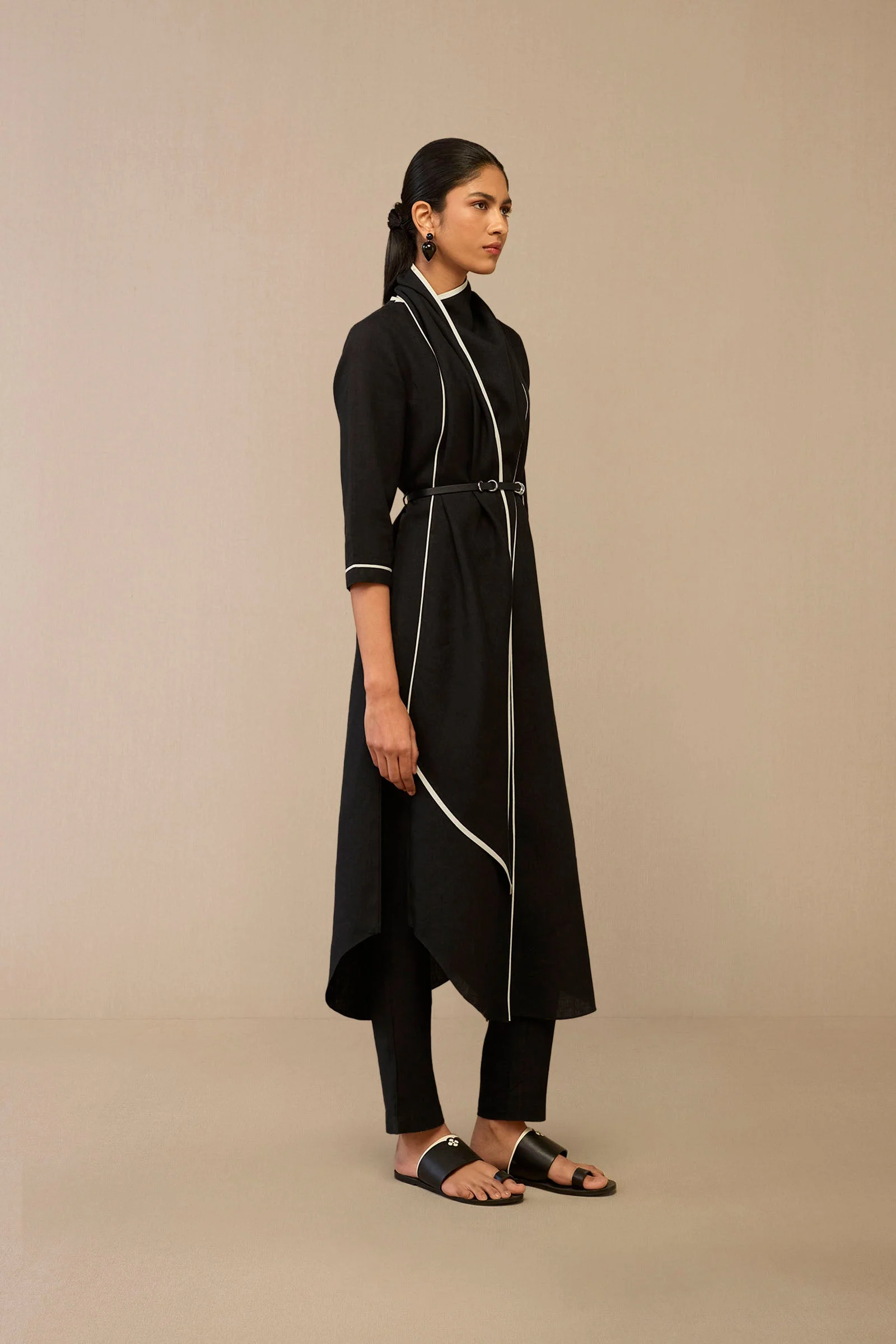 Dilawar Tunic Set - Image 7