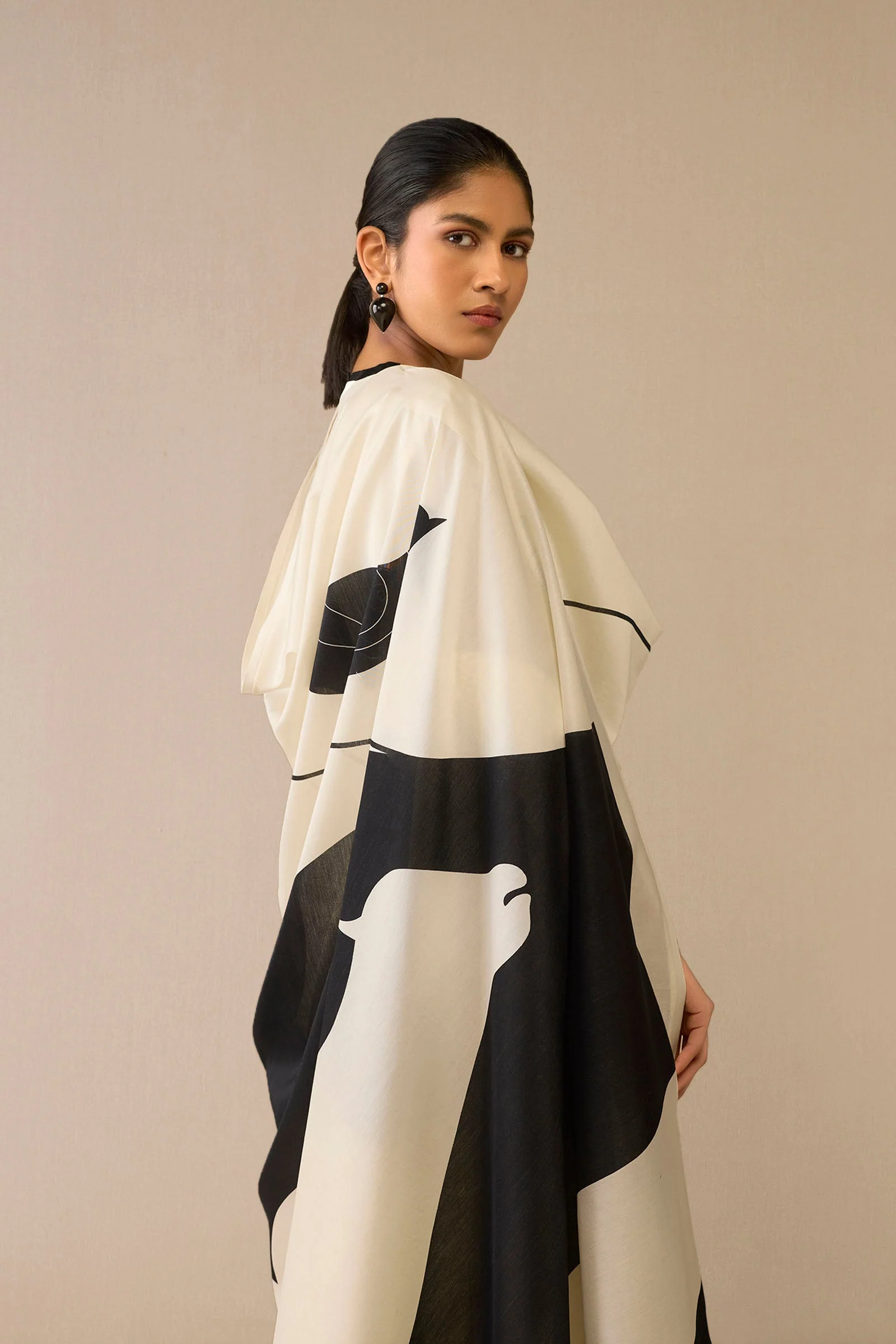 Dilkhush Kurta Set - Image 4