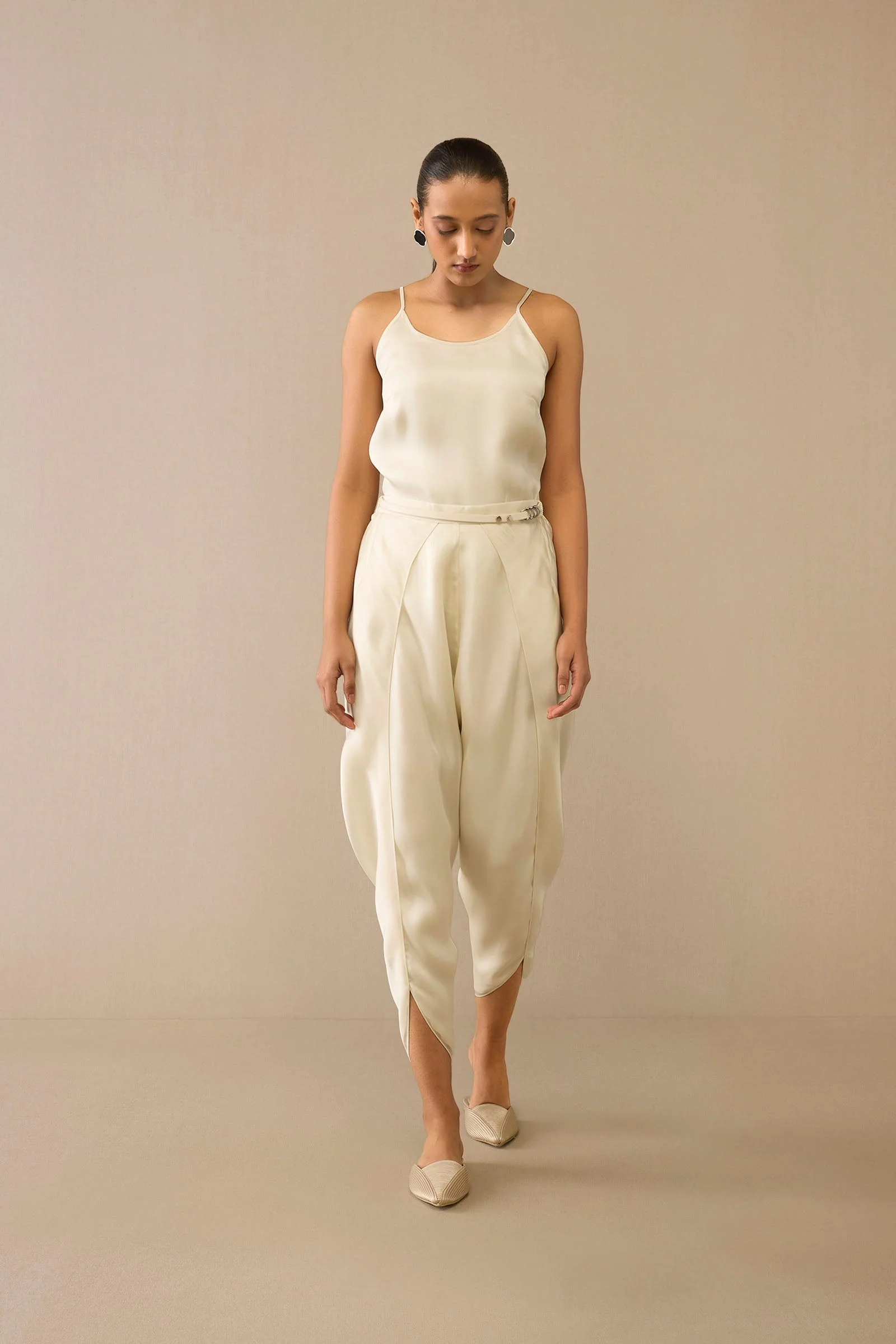 Dillagi Cape Set - Image 6