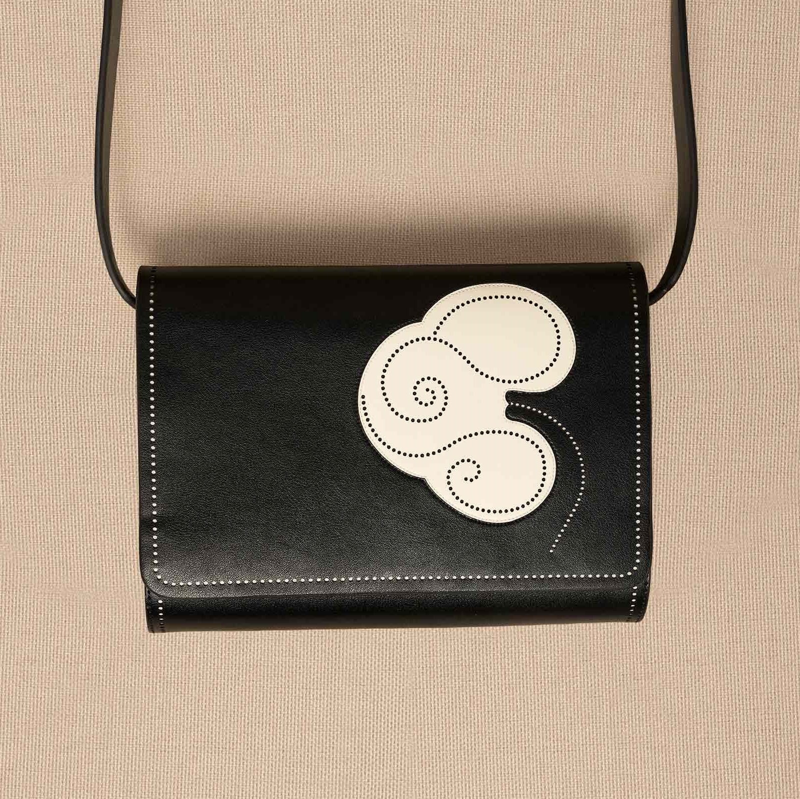 Dilona Sling Bag - Image 10