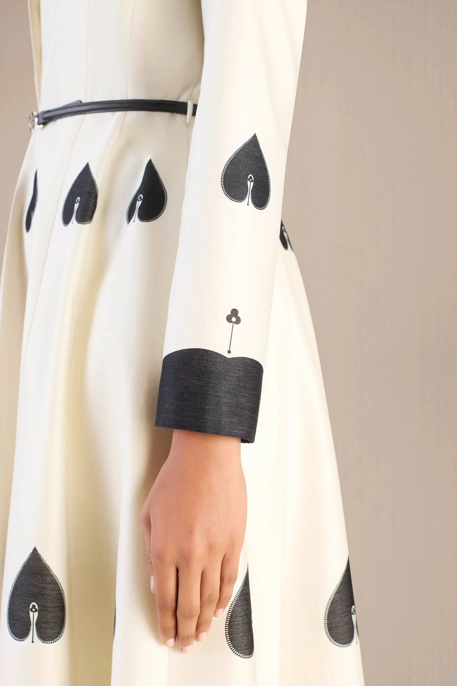 Gulnar Jacket Set - Image 5