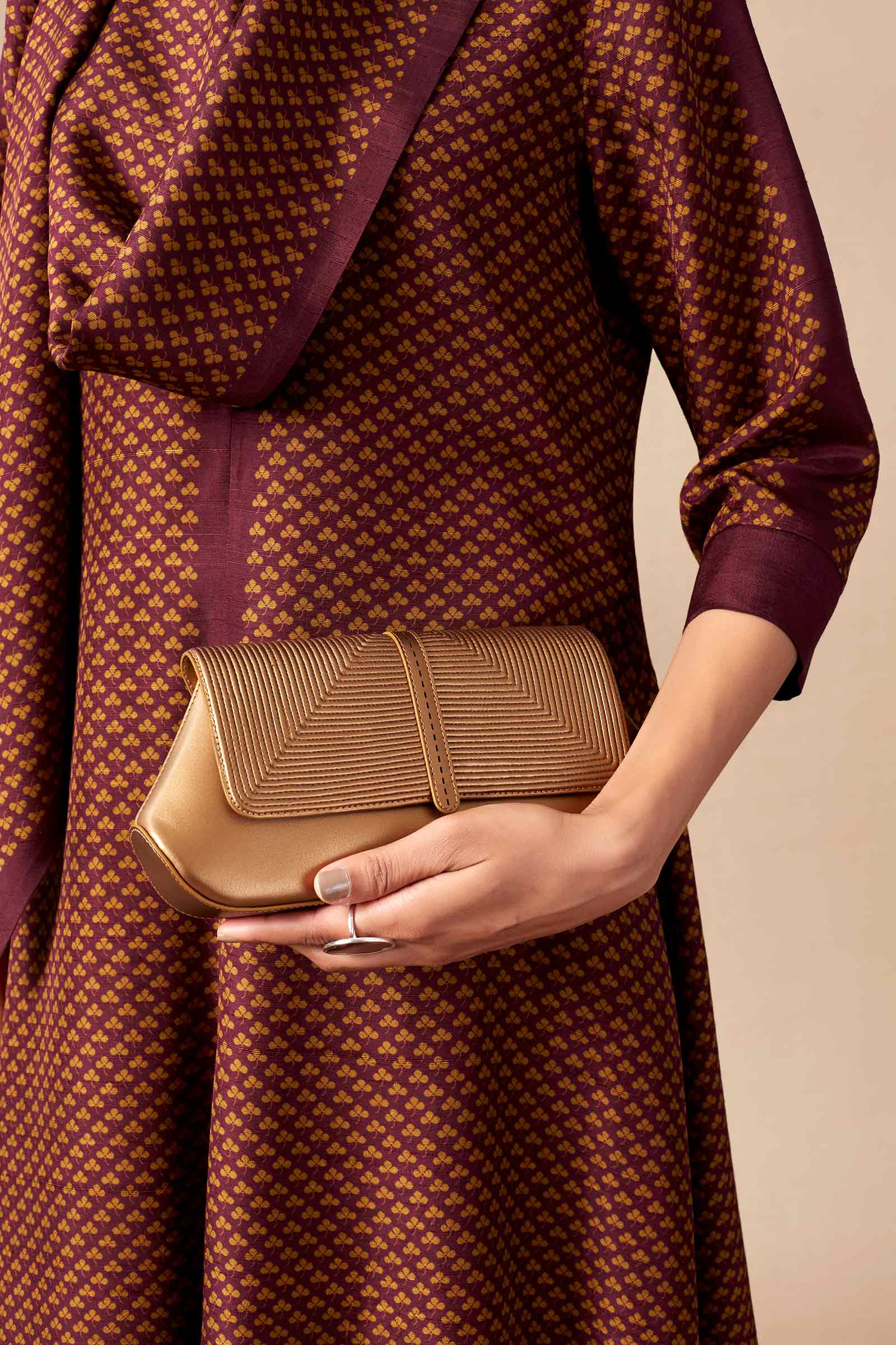 Izrah Clutch - Image 4