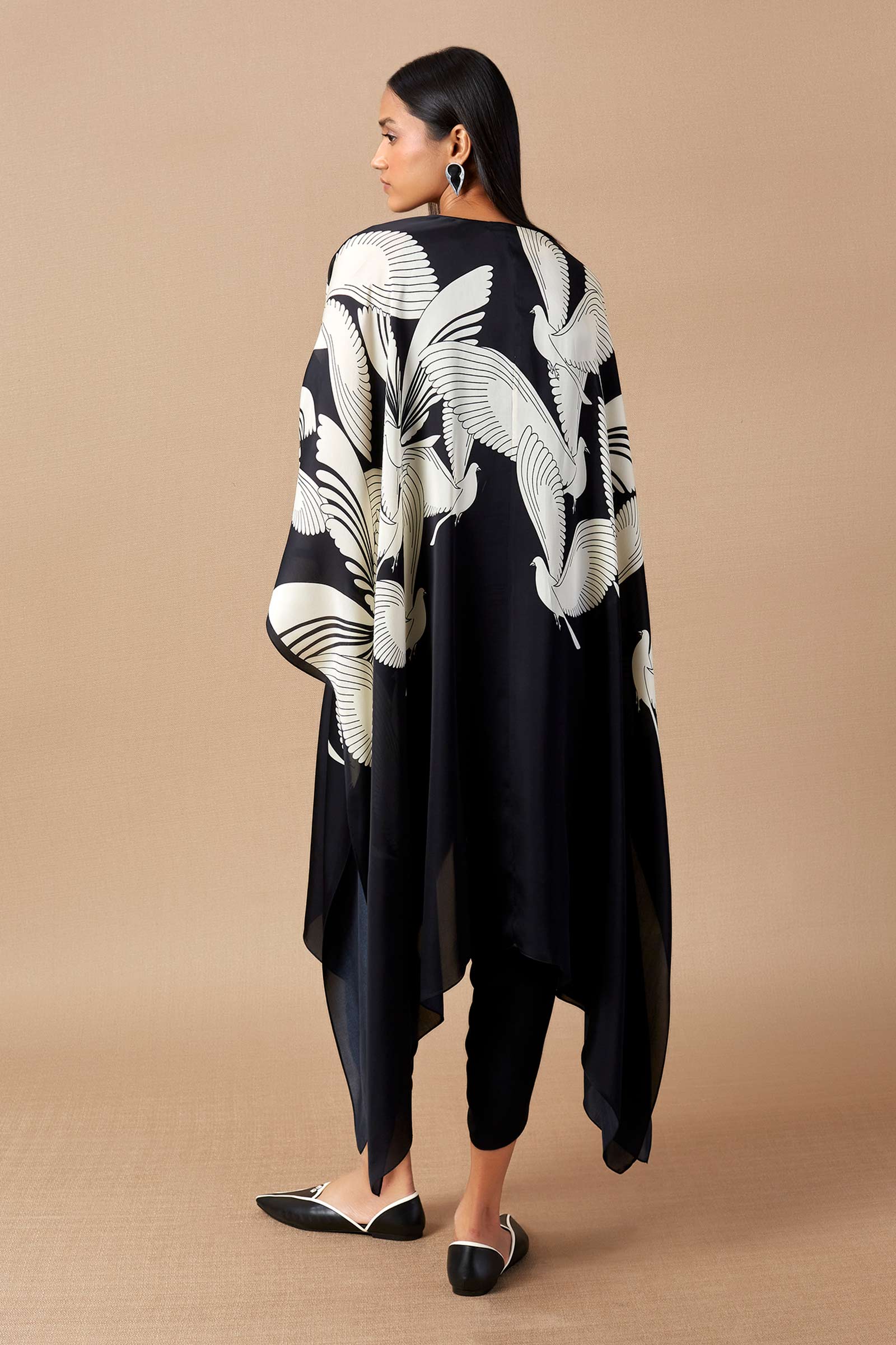 Maynah Cape Set - Image 4