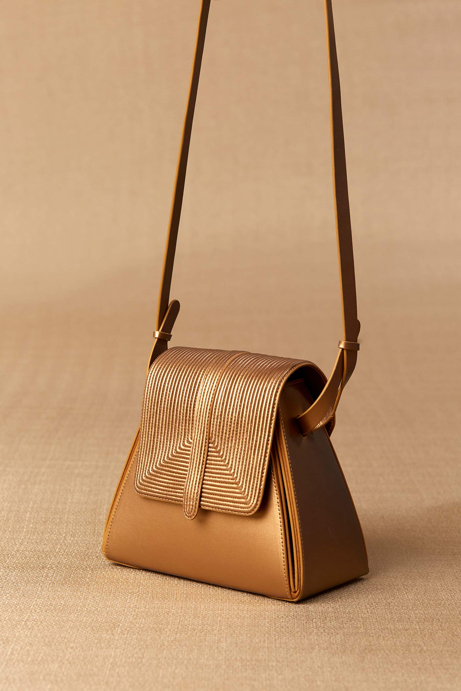 Naia Shoulder Bag - Image 3