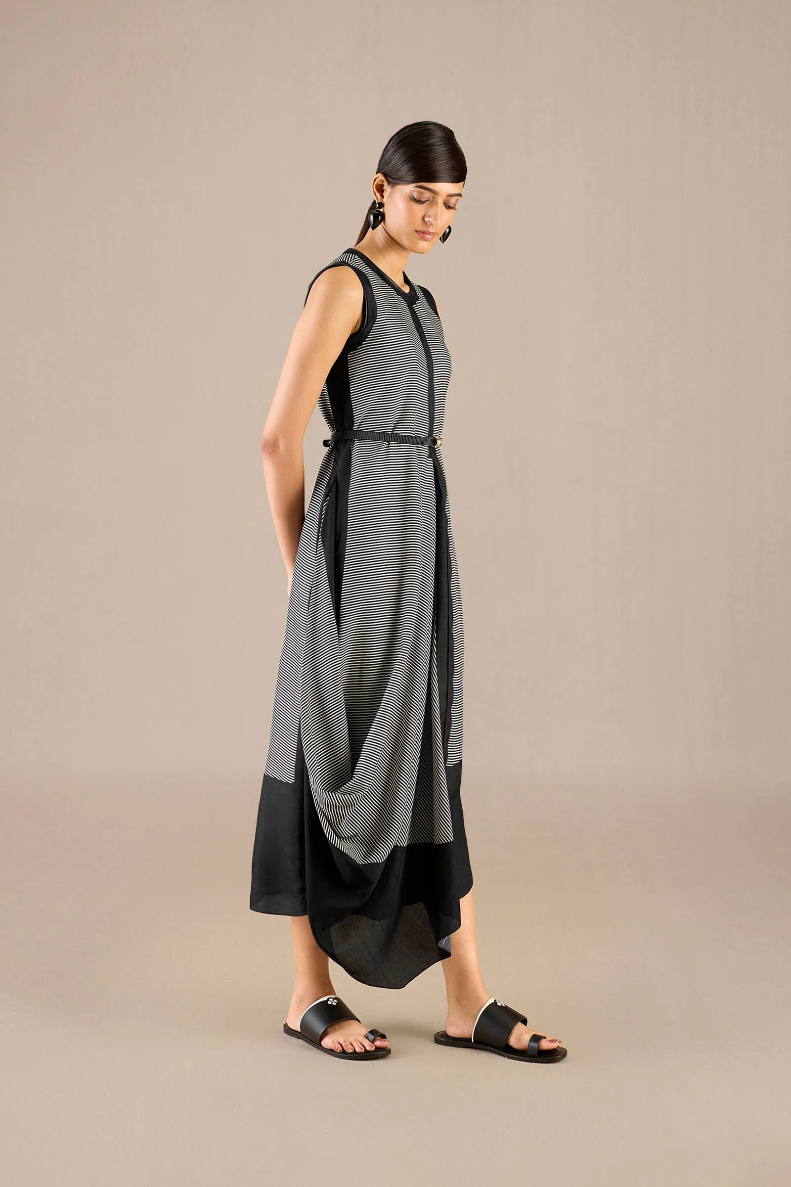 Riha Cape Set - Image 11