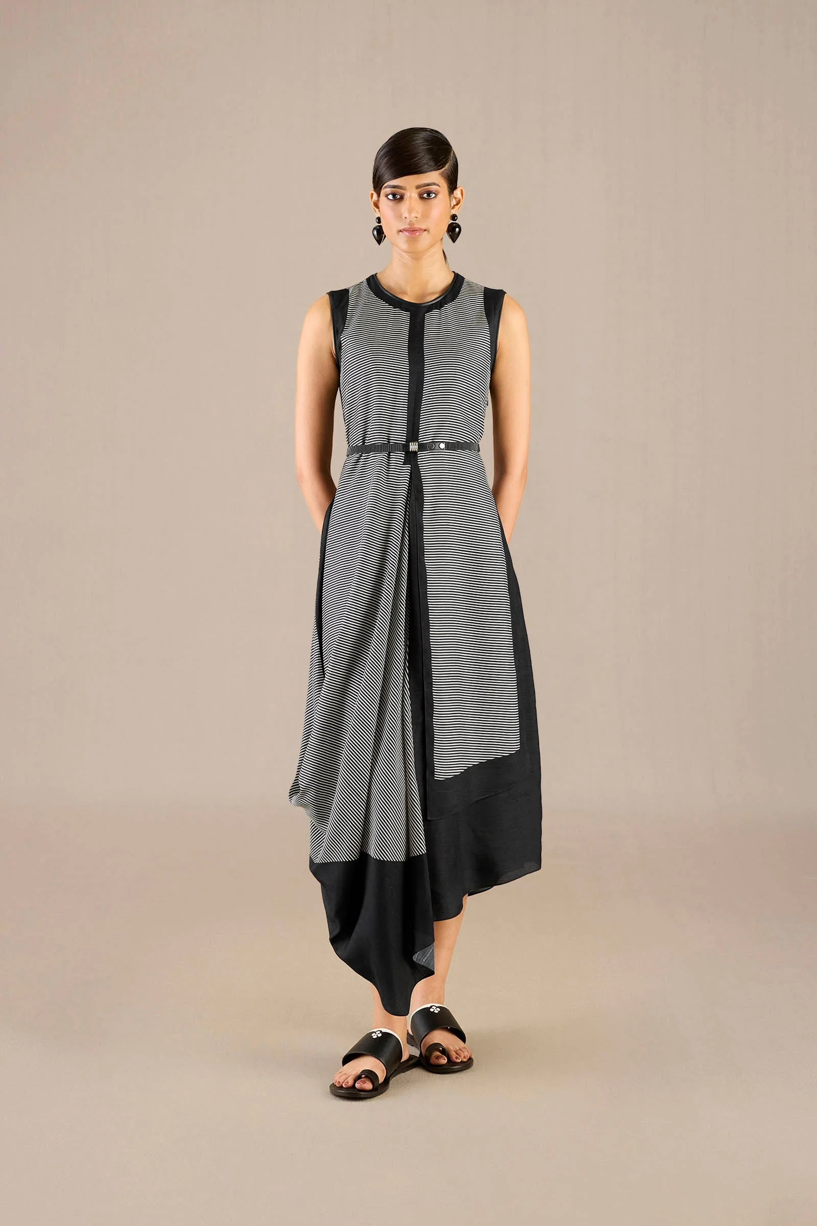 Riha Cape Set - Image 9