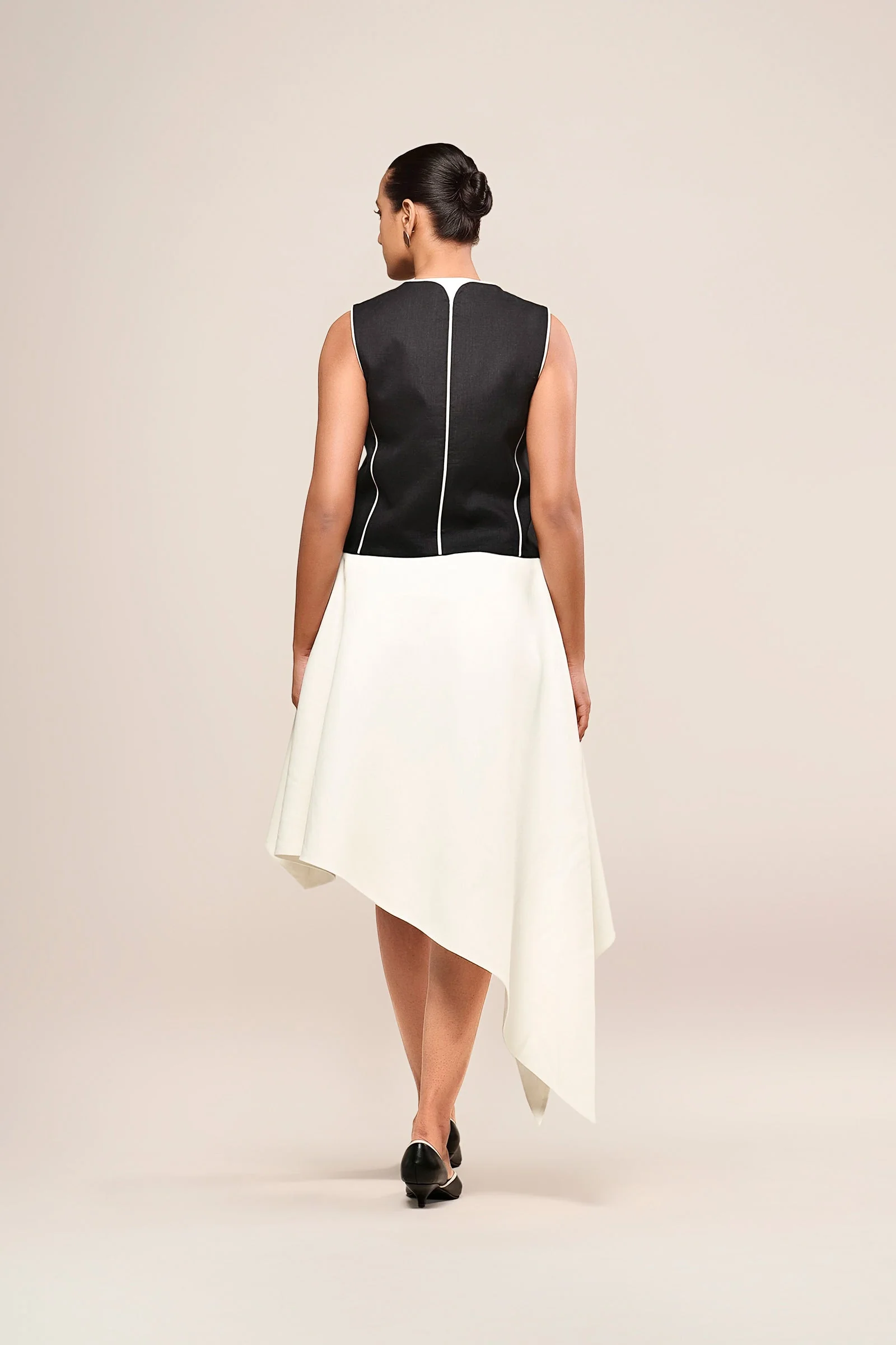 Rumi Waistcoat - Image 9