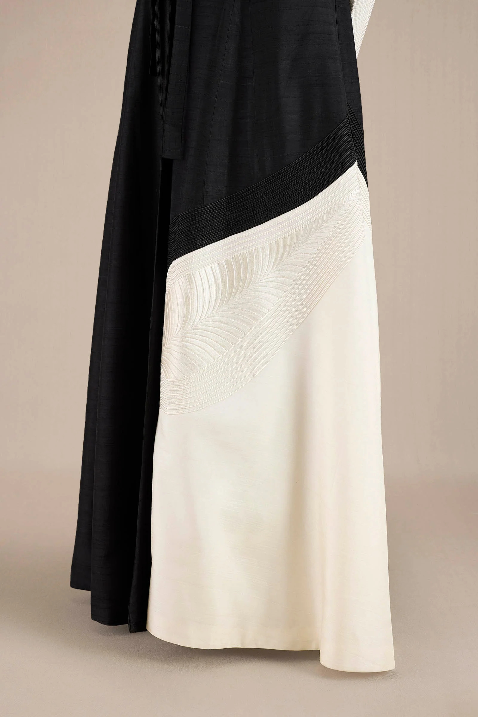 Saanjh Abaya - Image 6