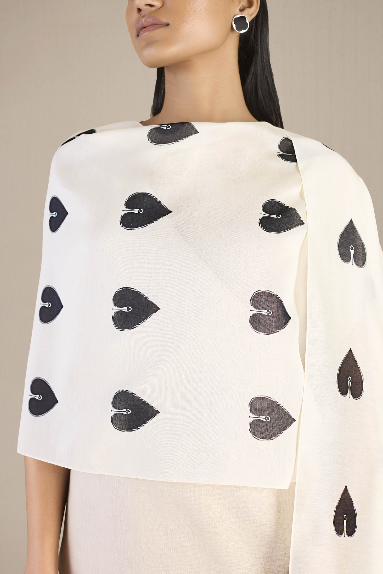 Uma Scarf - Image 4