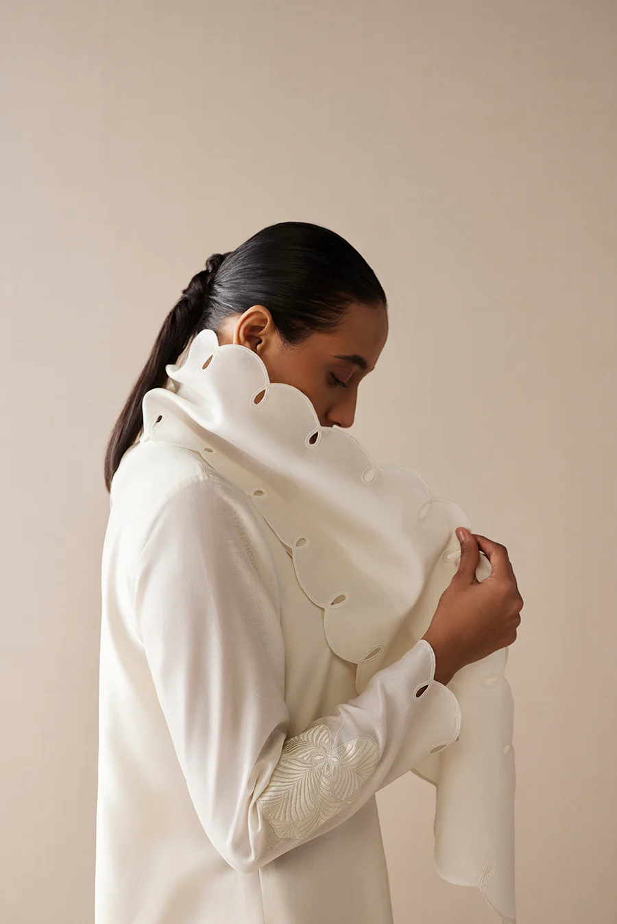 Zainat Dress - Image 4