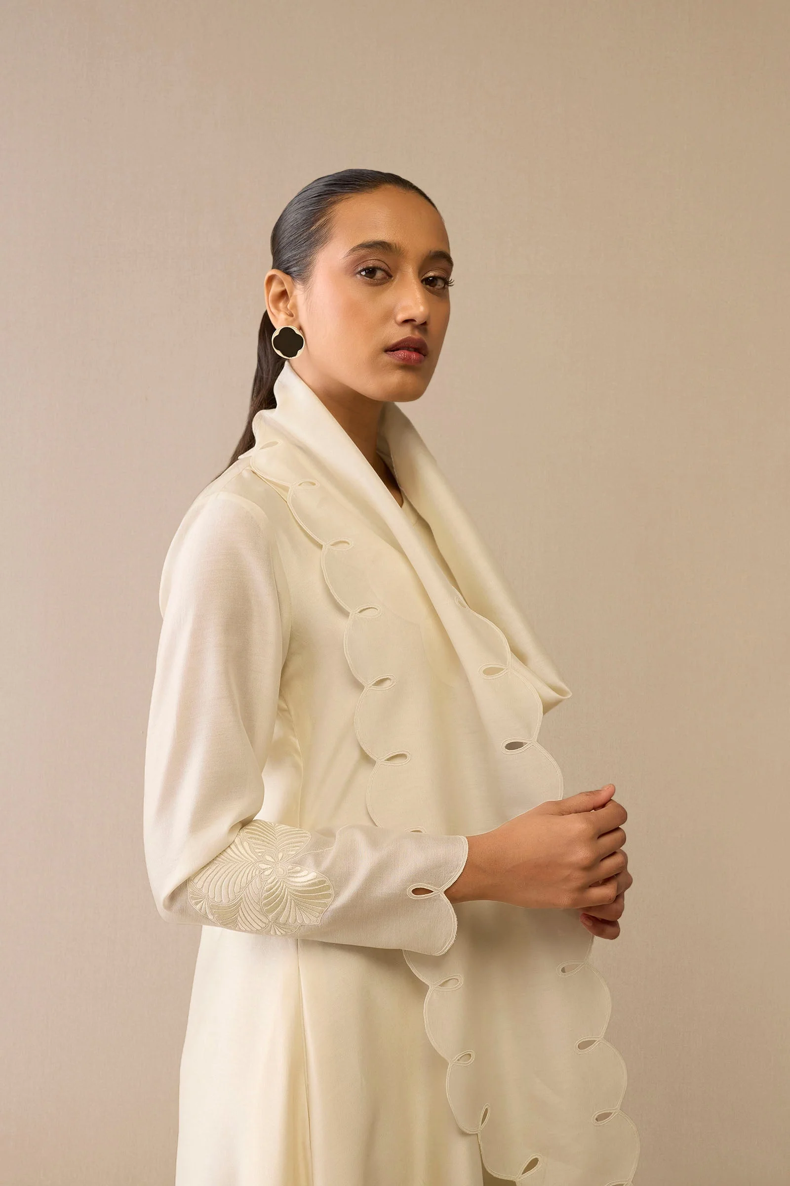 Zainat Dress - Image 6